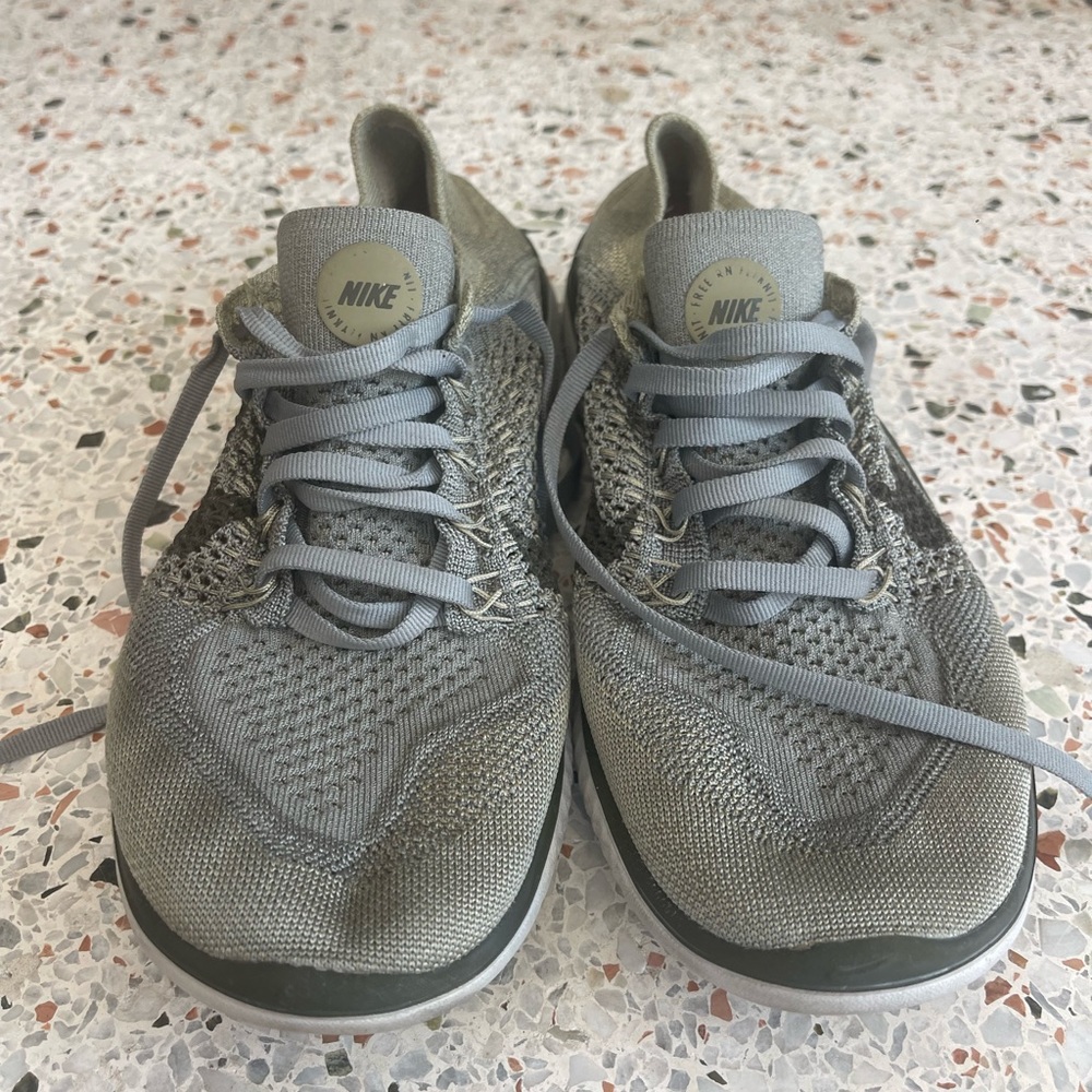 Nike free woman sneakers